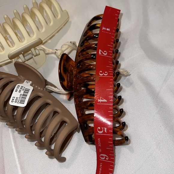 NWTS ANTHROPOLOGIE LOU CLAW HAIR CLIPS - Picture 6 of 6